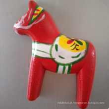 Wholesale Boutique dos desenhos animados cavalo madeira imãs de geladeira